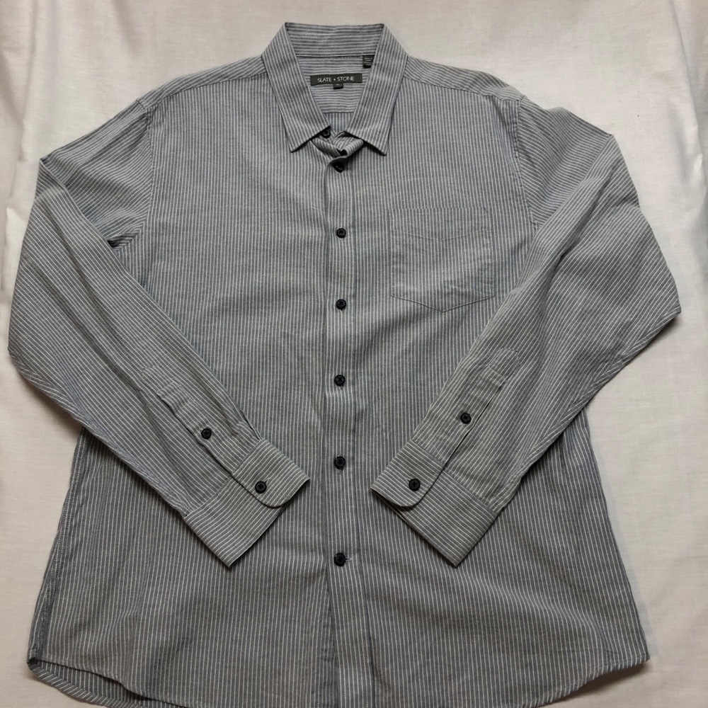 NWOT Slate&Stone light grey/white pinstripe shirt